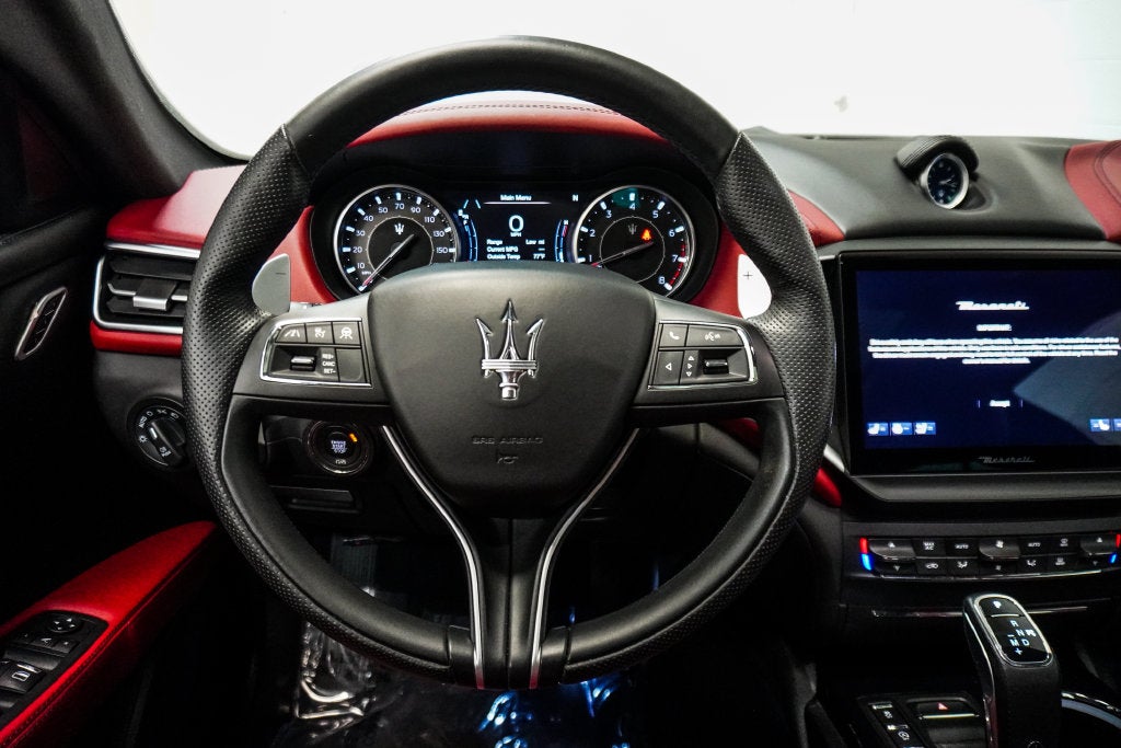 2023 Maserati Ghibli Modena