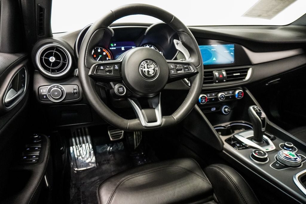 2022 Alfa Romeo Giulia Veloce