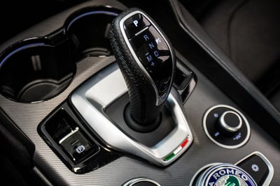 2022 Alfa Romeo Giulia Veloce