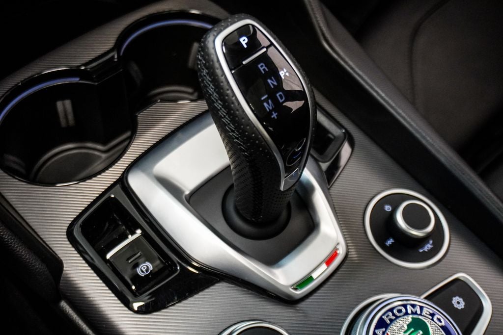2022 Alfa Romeo Giulia Veloce