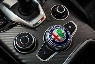 2022 Alfa Romeo Giulia Veloce