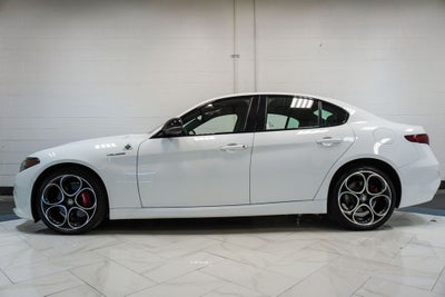 2022 Alfa Romeo Giulia Veloce