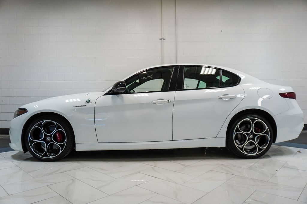 2022 Alfa Romeo Giulia Veloce