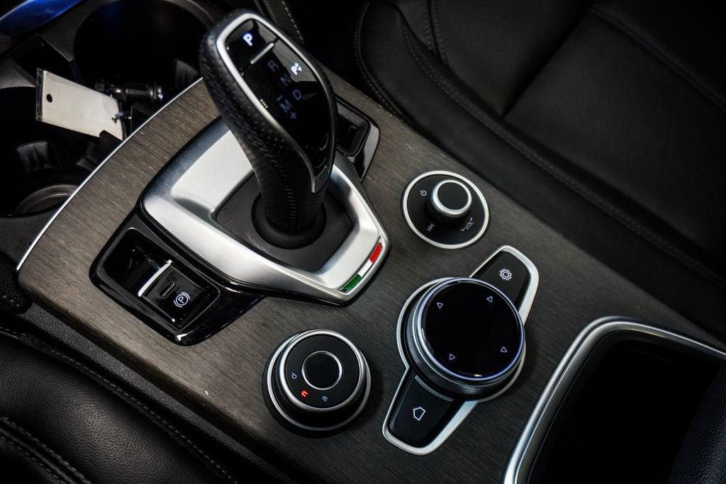 2023 Alfa Romeo Stelvio Ti