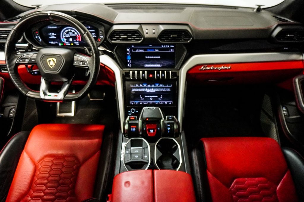 2019 Lamborghini Urus Base