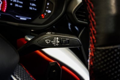 2019 Lamborghini Urus Base