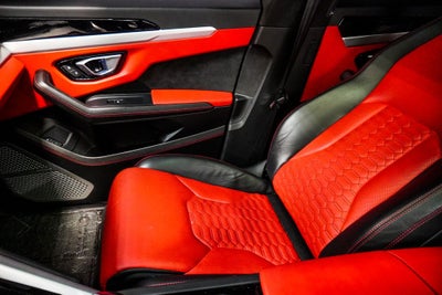 2019 Lamborghini Urus Base