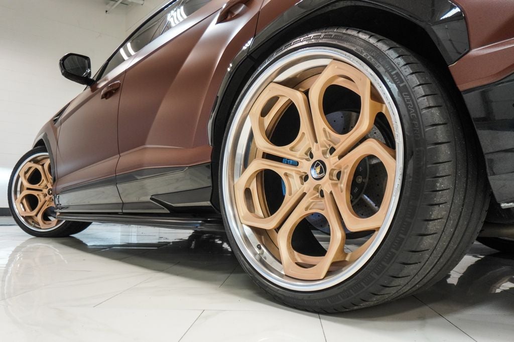 2019 Lamborghini Urus Base