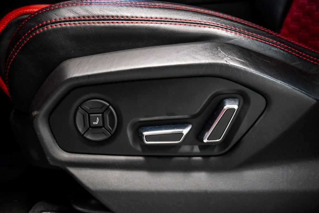 2019 Lamborghini Urus Base