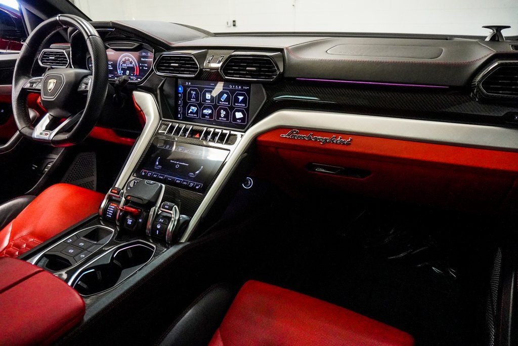 2019 Lamborghini Urus Base