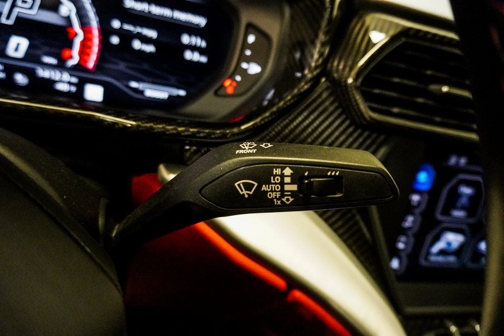 2019 Lamborghini Urus Base