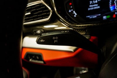 2019 Lamborghini Urus Base