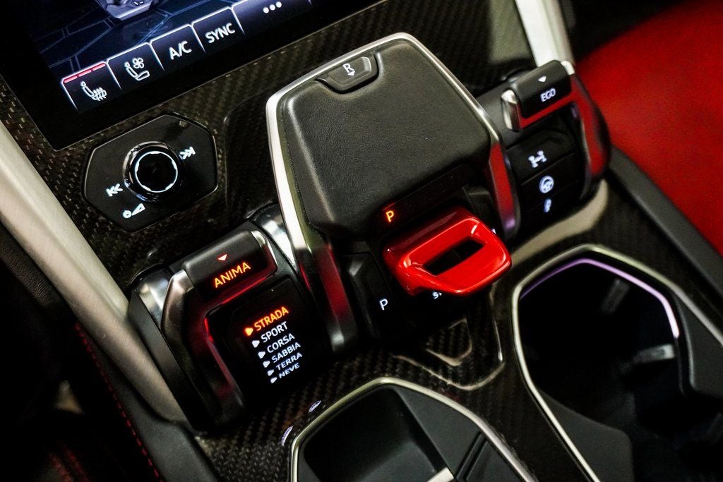 2019 Lamborghini Urus Base