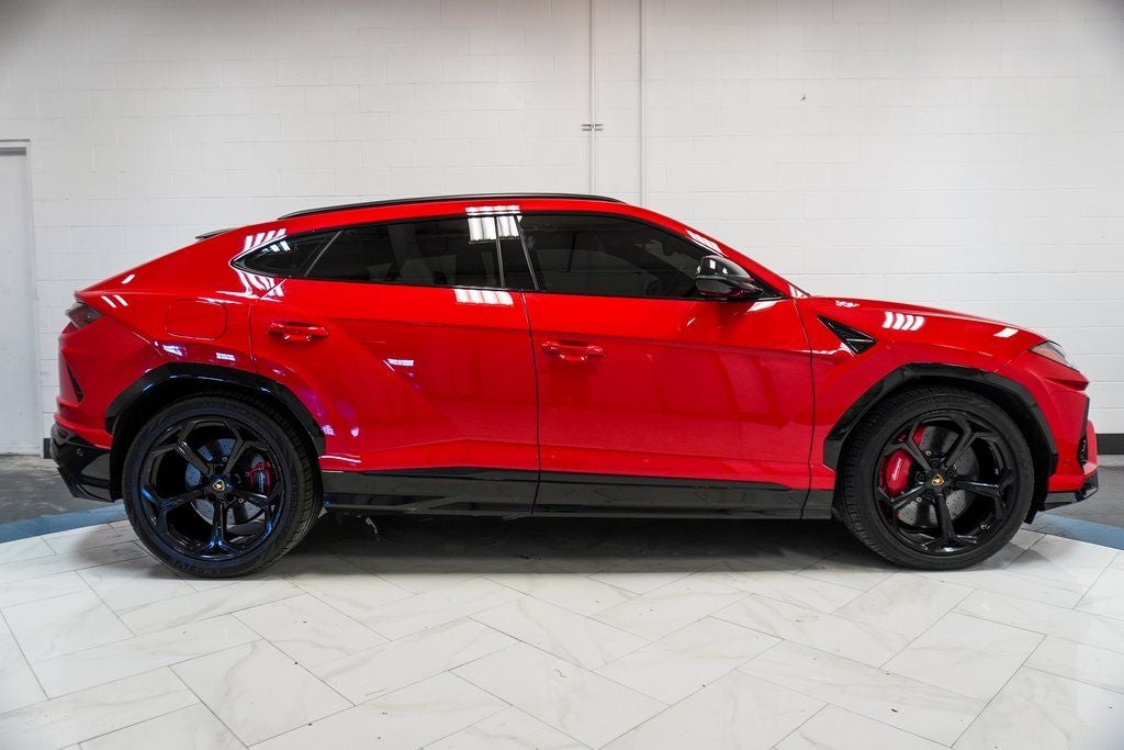 2019 Lamborghini Urus Base