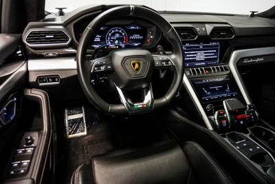 2022 Lamborghini Urus Base