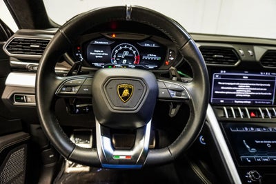 2022 Lamborghini Urus Base