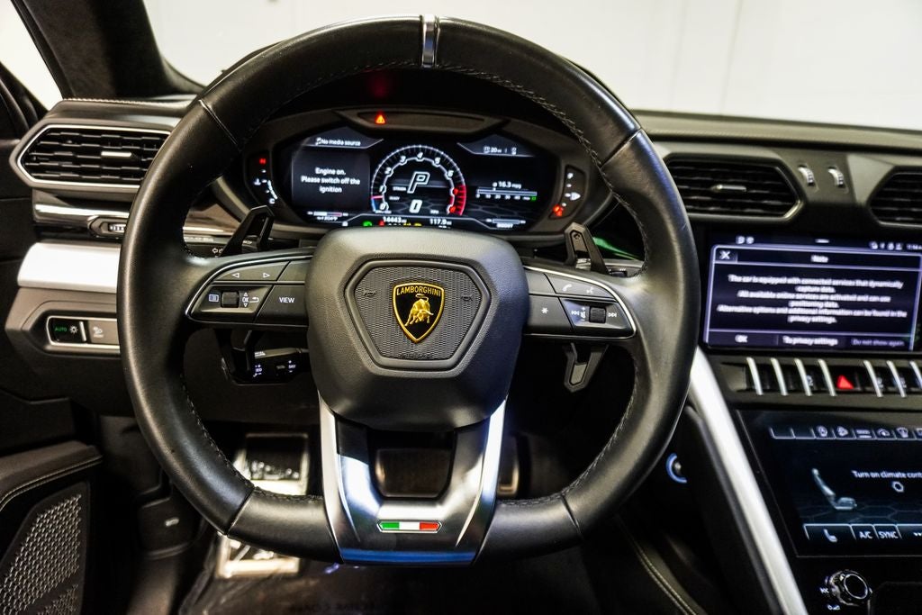 2022 Lamborghini Urus Base