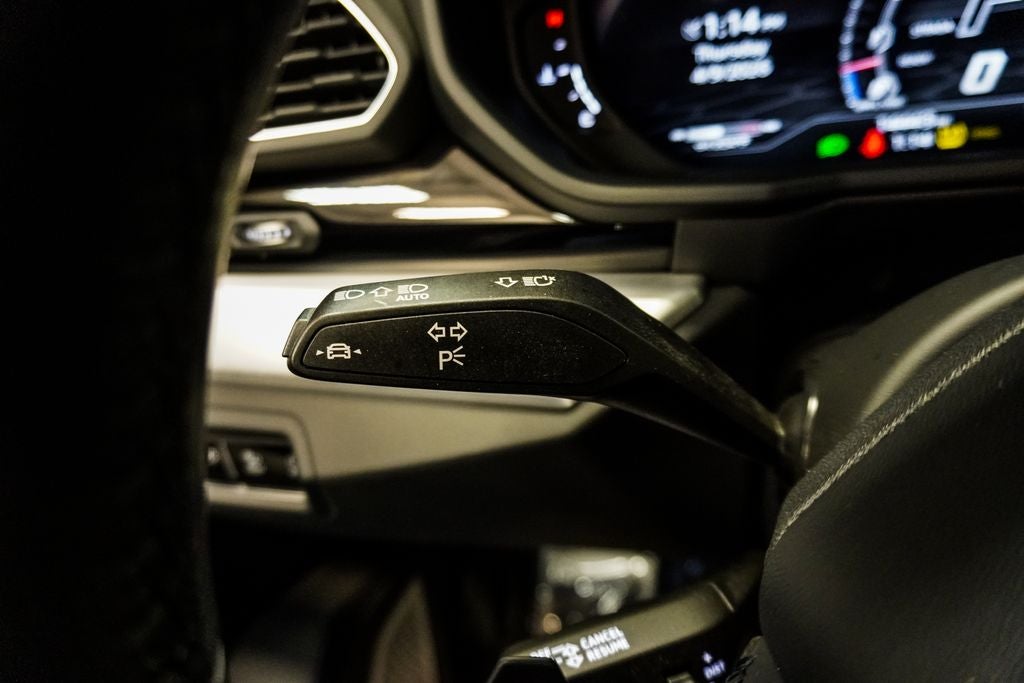 2022 Lamborghini Urus Base