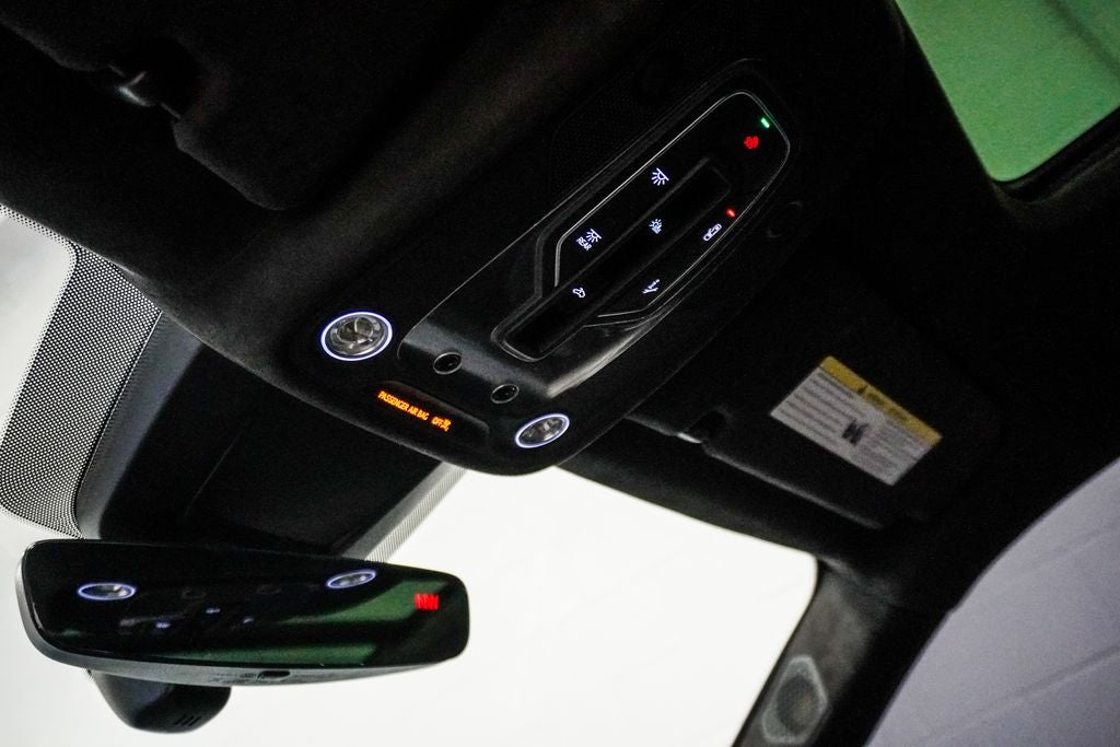 2022 Lamborghini Urus Base