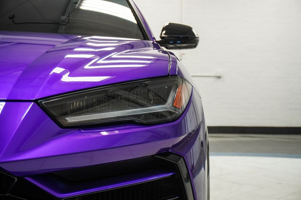 2022 Lamborghini Urus Base