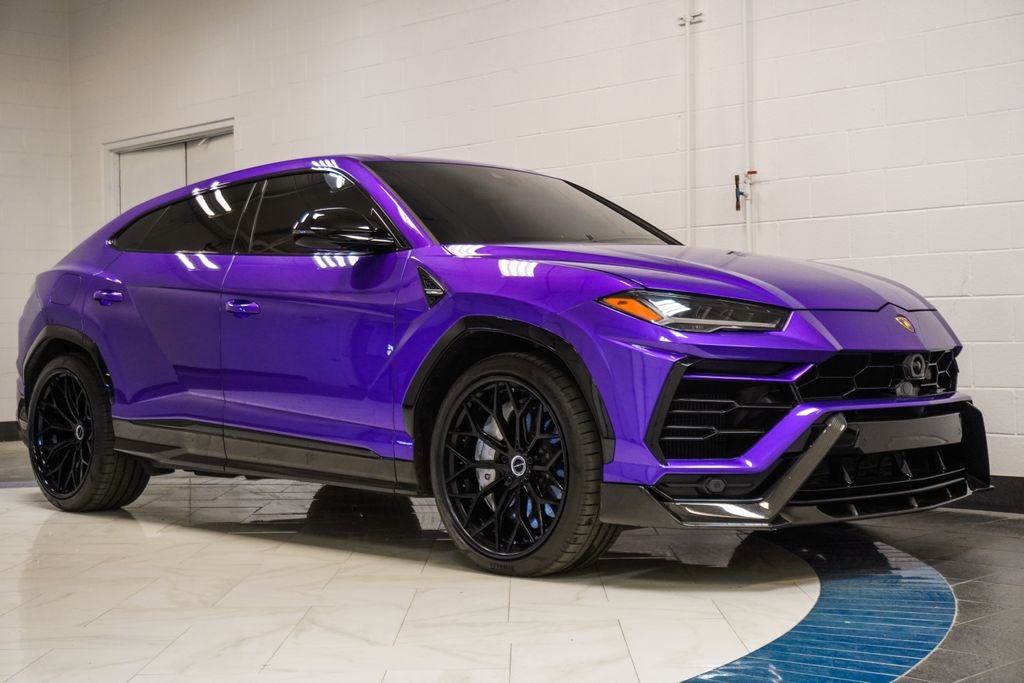2022 Lamborghini Urus Base
