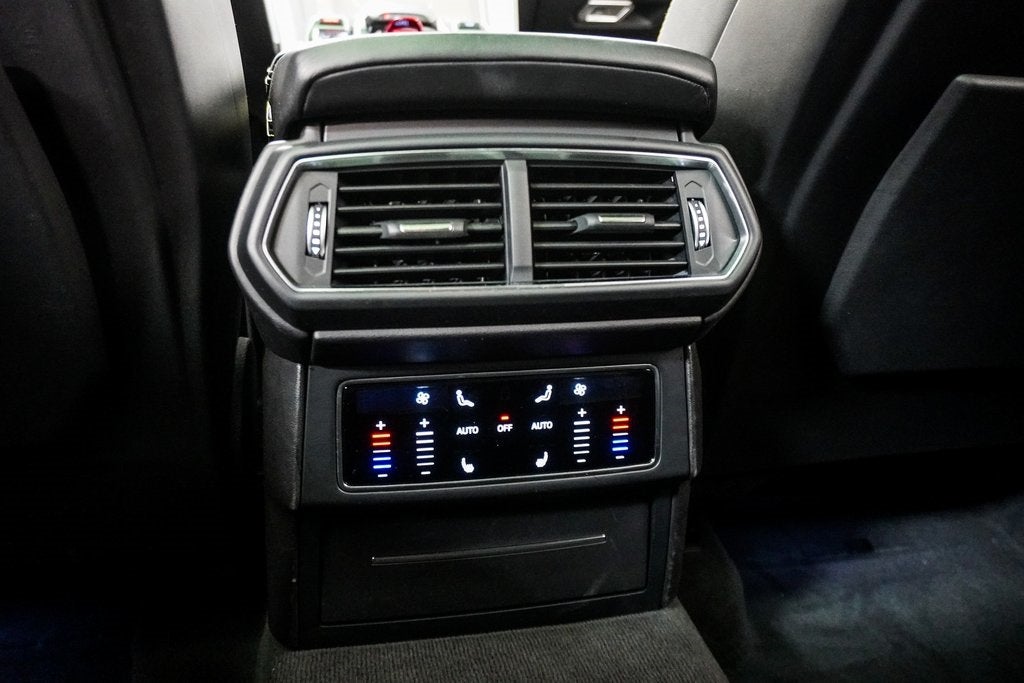 2021 Lamborghini Urus Base