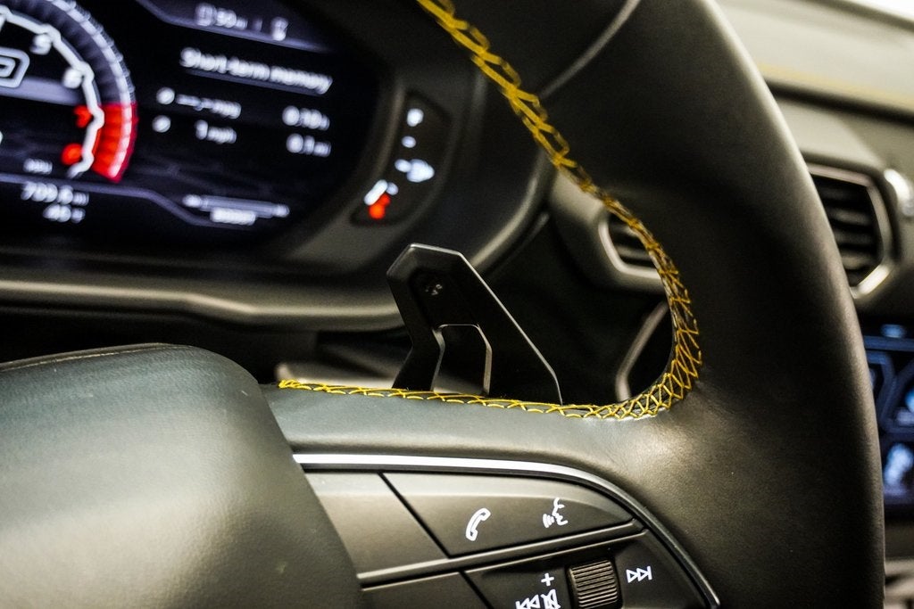 2021 Lamborghini Urus Base