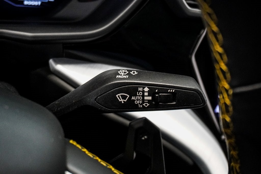 2021 Lamborghini Urus Base