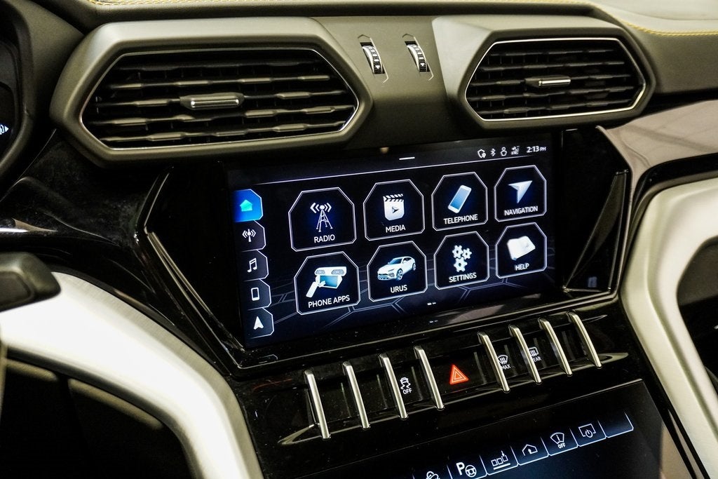 2021 Lamborghini Urus Base