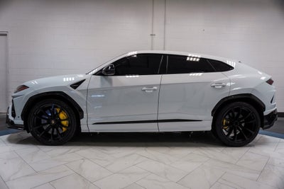 2021 Lamborghini Urus Base