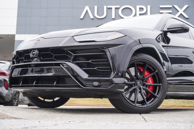 2019 Lamborghini Urus Base