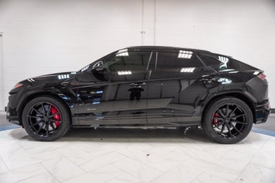 2019 Lamborghini Urus Base