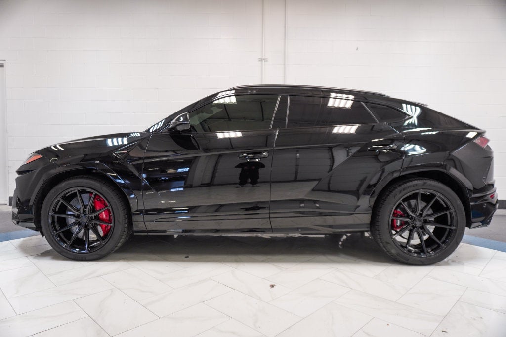 2019 Lamborghini Urus Base