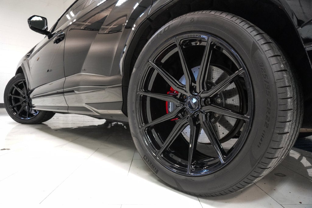 2019 Lamborghini Urus Base