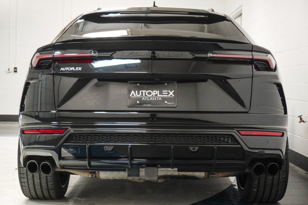 2019 Lamborghini Urus Base