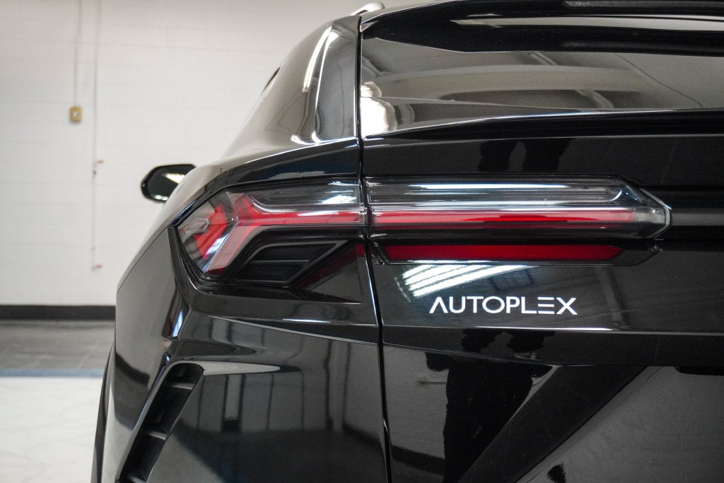 2019 Lamborghini Urus Base