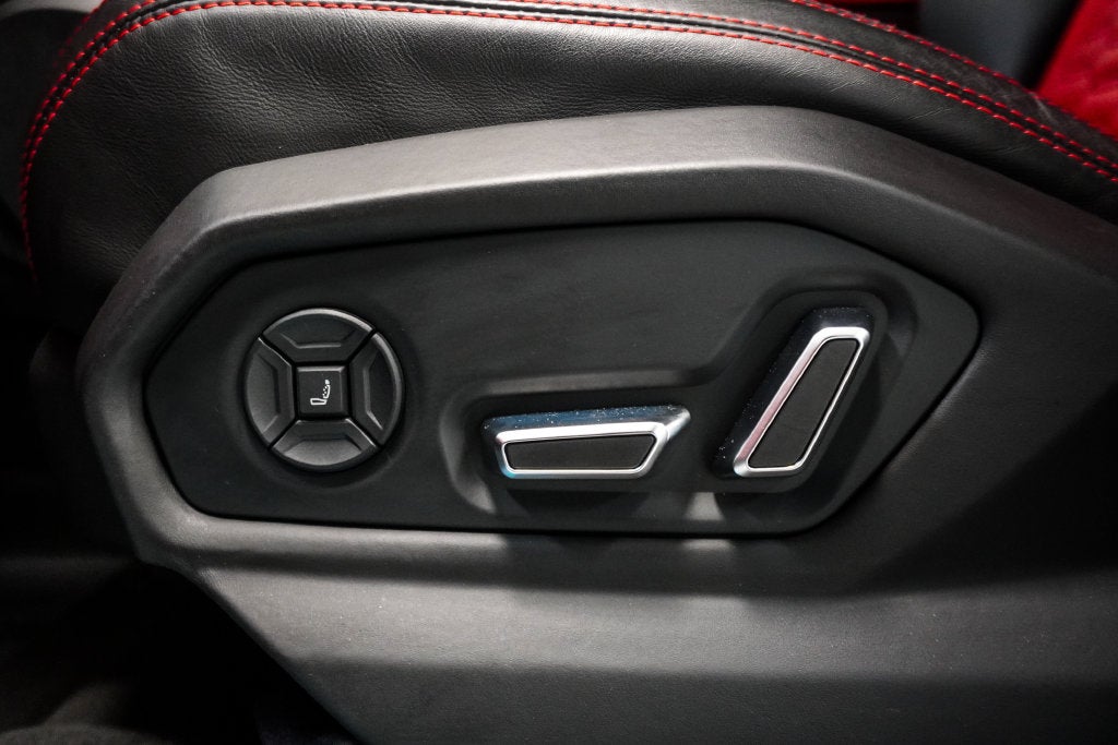 2019 Lamborghini Urus Base