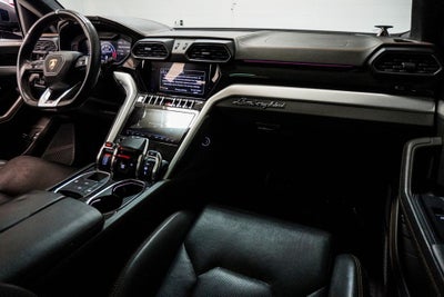 2020 Lamborghini Urus Base