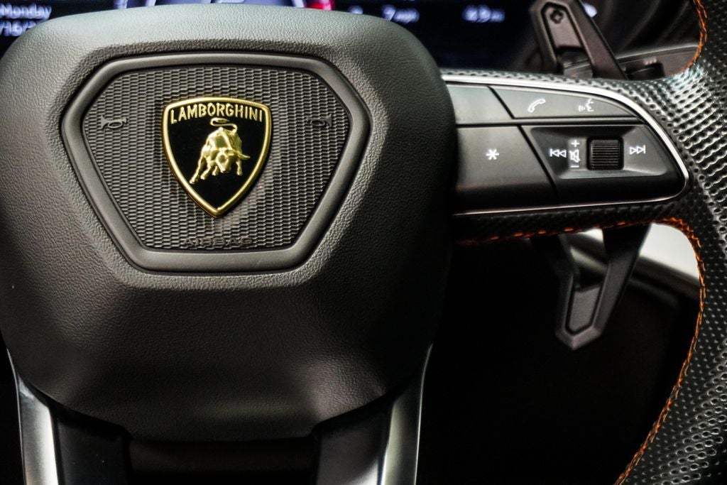 2020 Lamborghini Urus Base