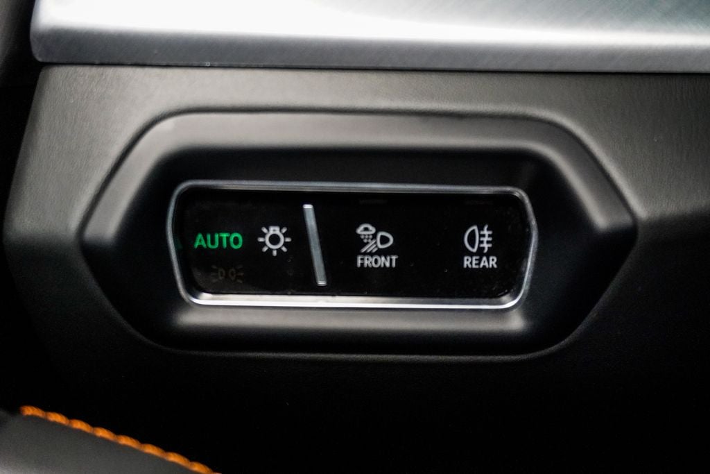 2020 Lamborghini Urus Base