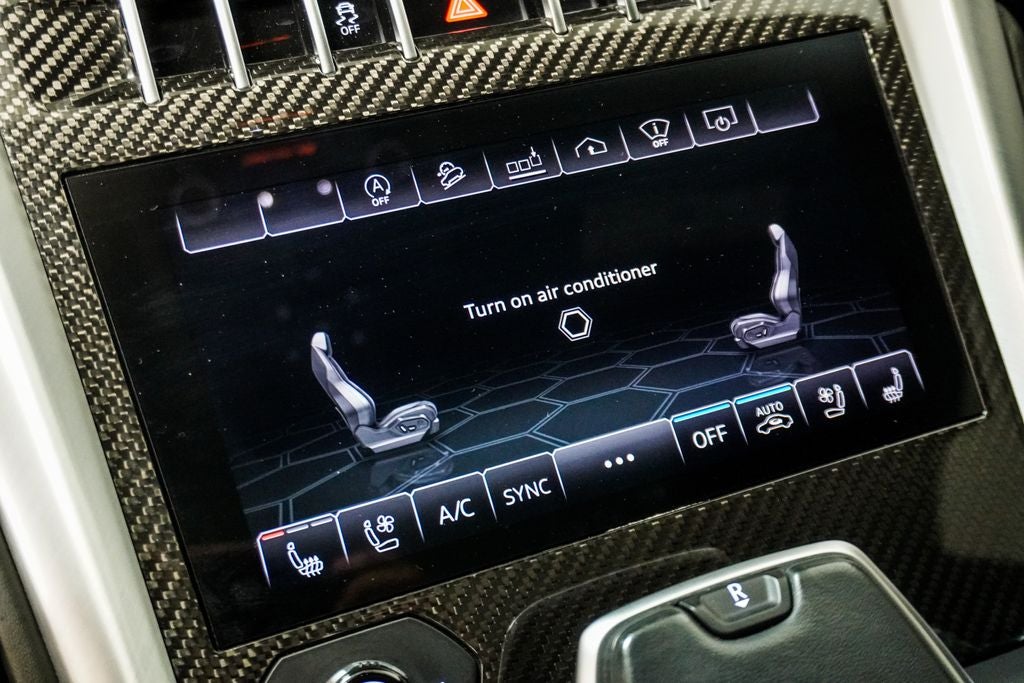 2020 Lamborghini Urus Base