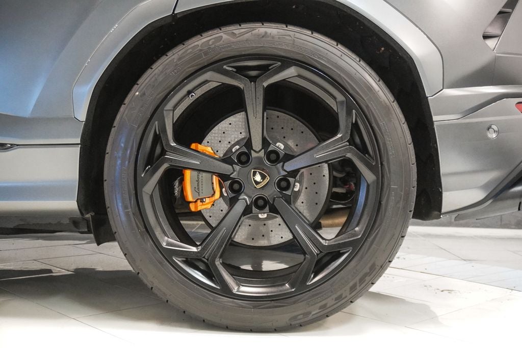 2020 Lamborghini Urus Base