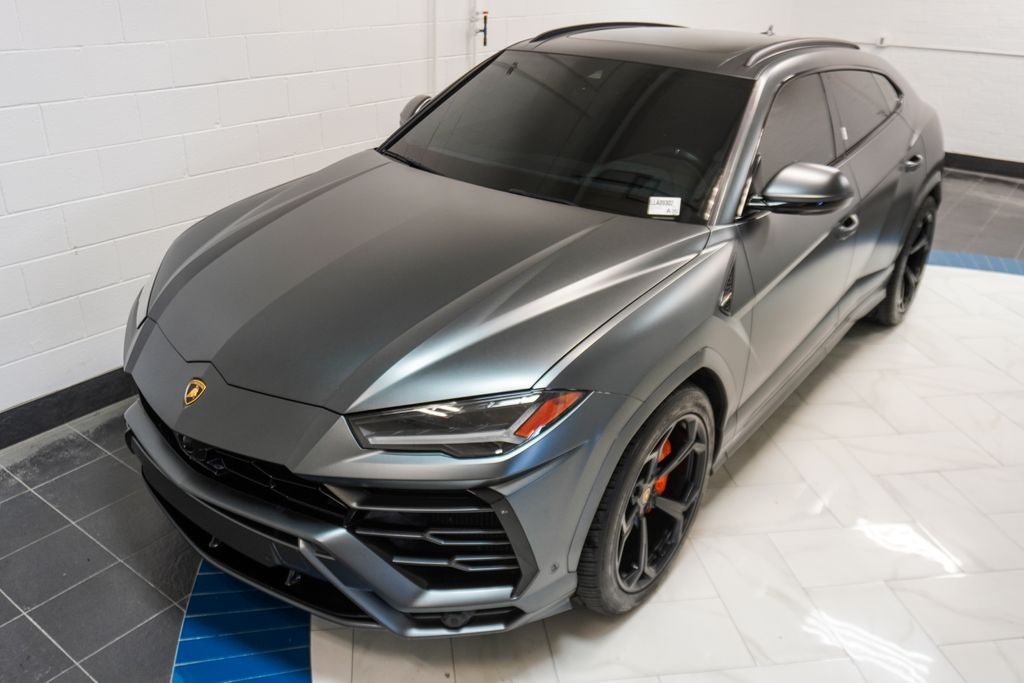 2020 Lamborghini Urus Base