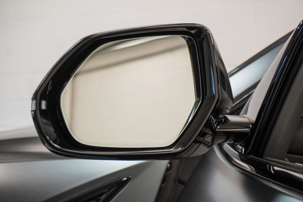 2020 Lamborghini Urus Base