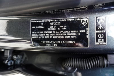 2020 Lamborghini Urus Base