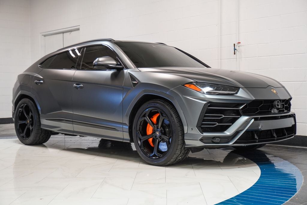 2020 Lamborghini Urus Base