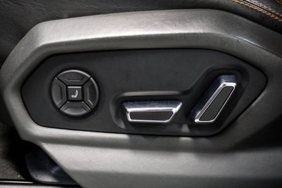 2020 Lamborghini Urus Base