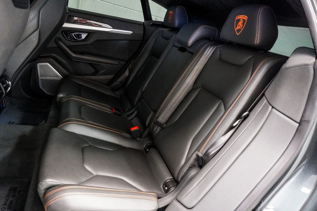 2020 Lamborghini Urus Base