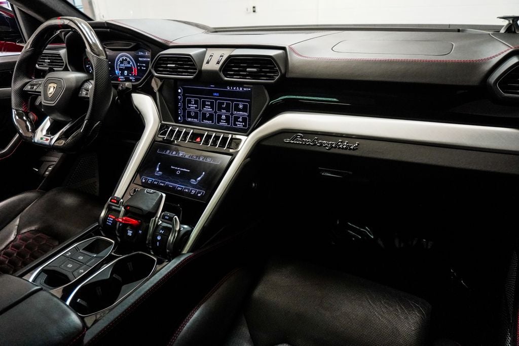 2019 Lamborghini Urus Base