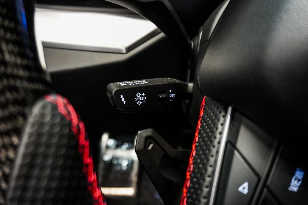 2019 Lamborghini Urus Base